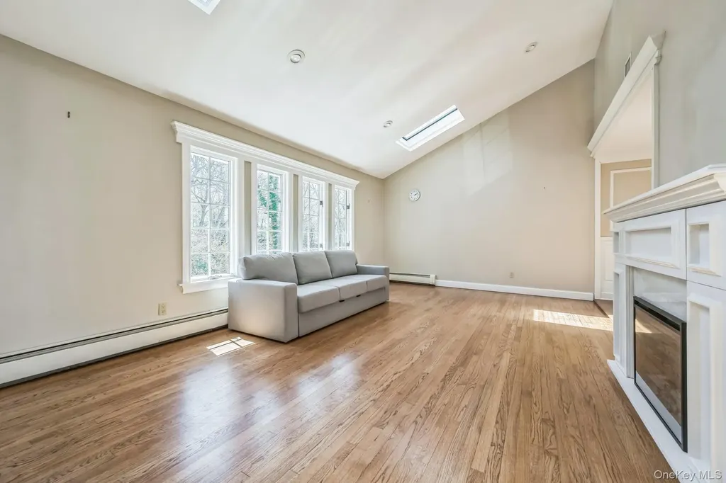 3 Glen Way Cold Spring Harbor NY 11724