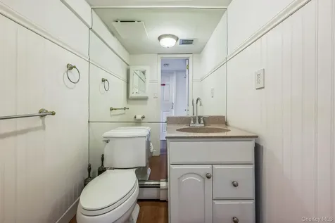 3 Glen Way Cold Spring Harbor NY 11724
