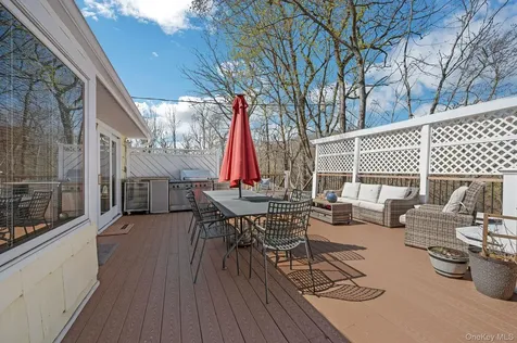 3 Glen Way Cold Spring Harbor NY 11724