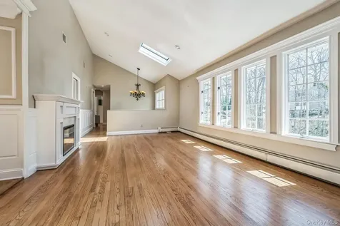 3 Glen Way Cold Spring Harbor NY 11724