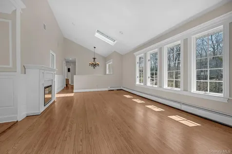3 Glen Way Cold Spring Harbor NY 11724