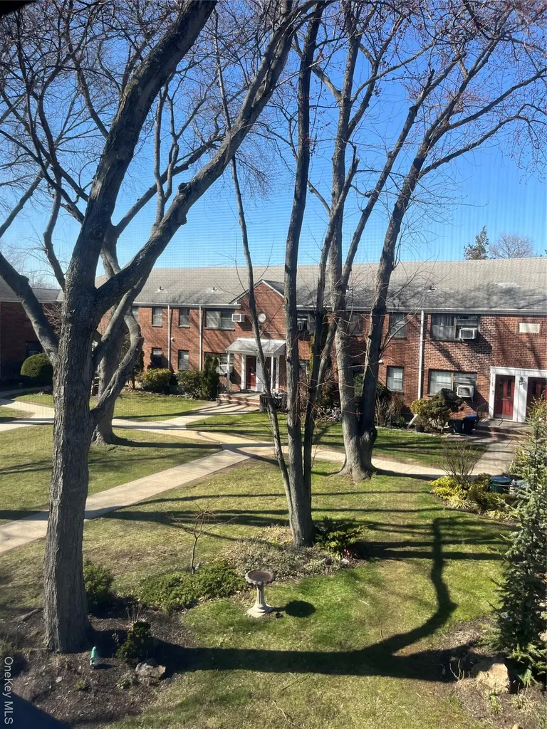 19947 22nd Avenue Whitestone NY 11357