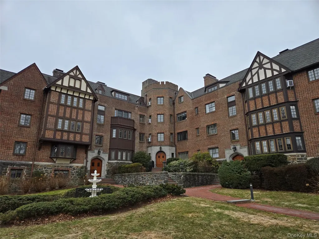6 Davis Avenue Rye NY 10580