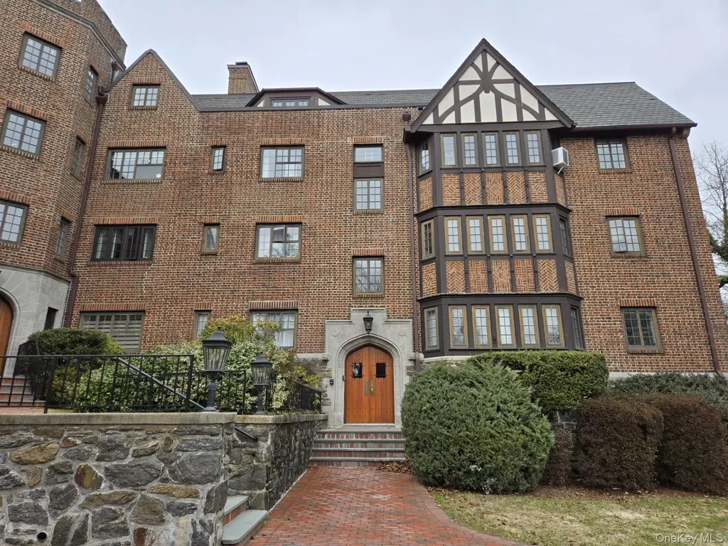 6 Davis Avenue Rye NY 10580