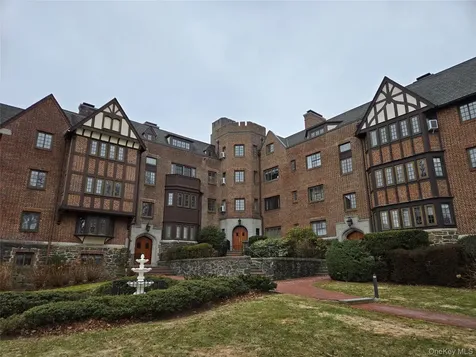 6 Davis Avenue Rye NY 10580