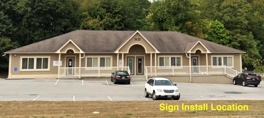 3121 Us Route 9w New Windsor NY 12553