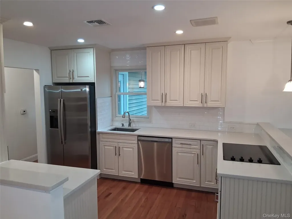 71 Cooks Road East Patchogue NY 11772