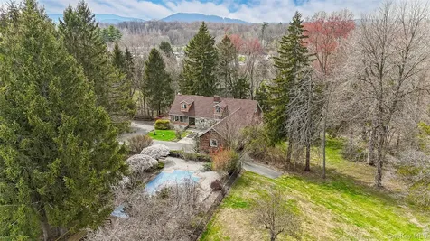 289 Shenandoah Road Hopewell Junction NY 12533