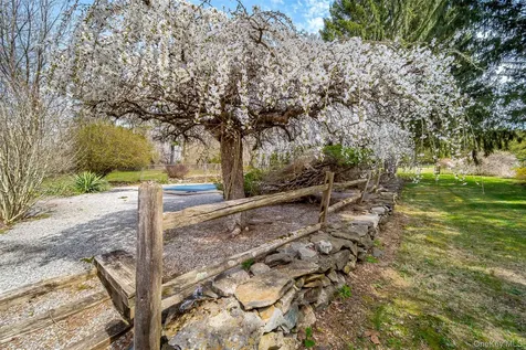 289 Shenandoah Road Hopewell Junction NY 12533