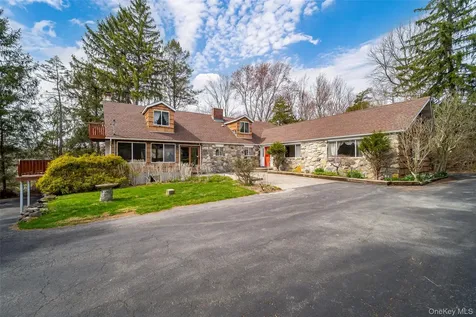 289 Shenandoah Road Hopewell Junction NY 12533