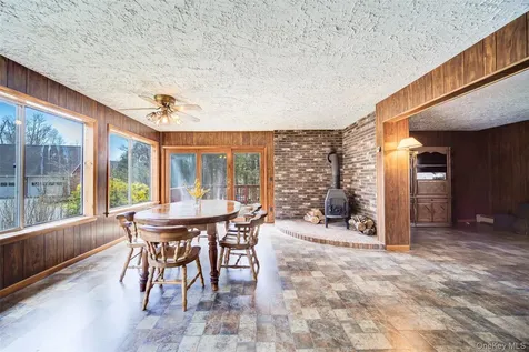 289 Shenandoah Road Hopewell Junction NY 12533