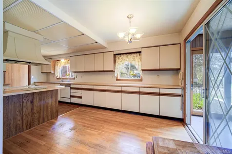 289 Shenandoah Road Hopewell Junction NY 12533