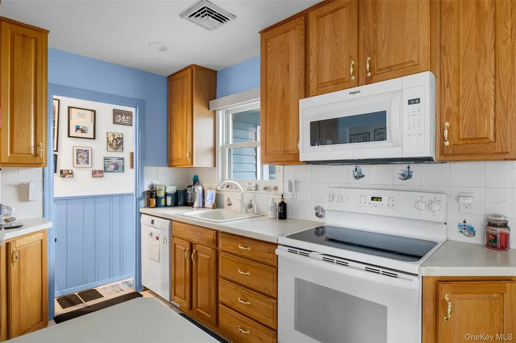 111 Morris Drive East Meadow NY 11554