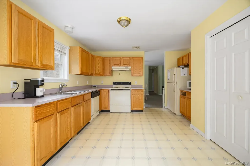 840 Old State Route 22 Dover Plains NY 12522