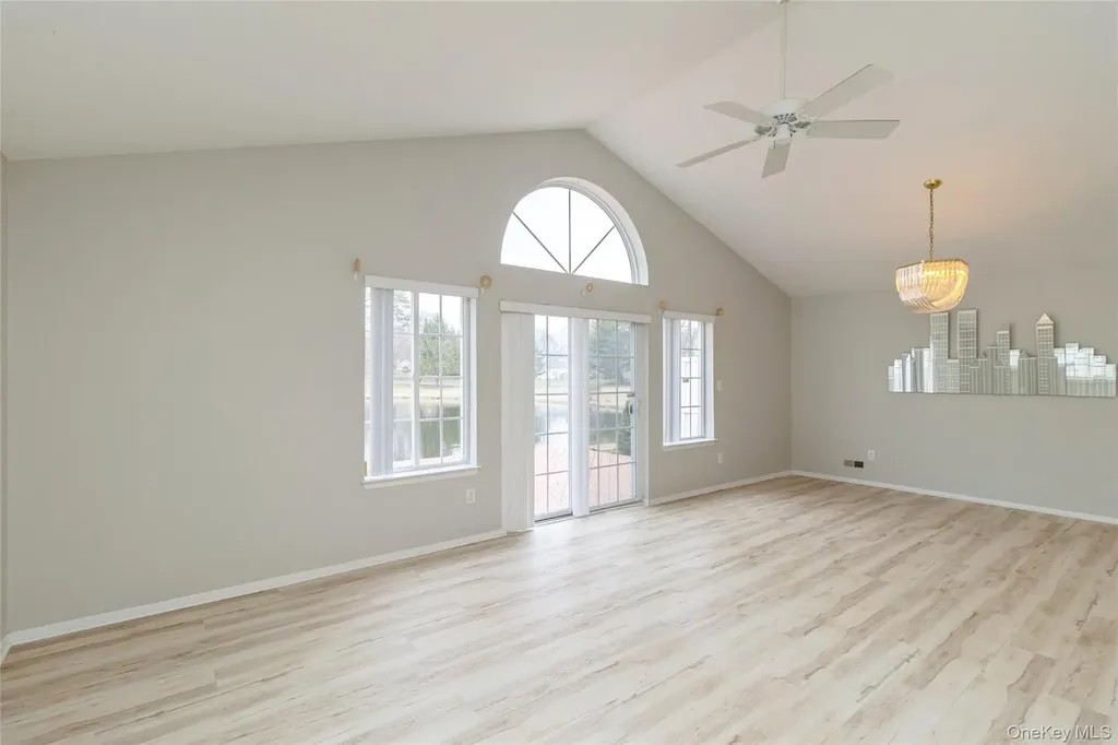 202 Gothic Circle Manorville NY 11949