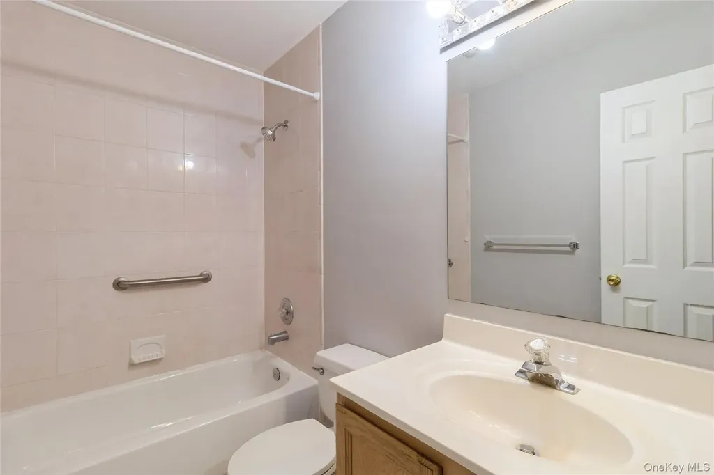 202 Gothic Circle Manorville NY 11949