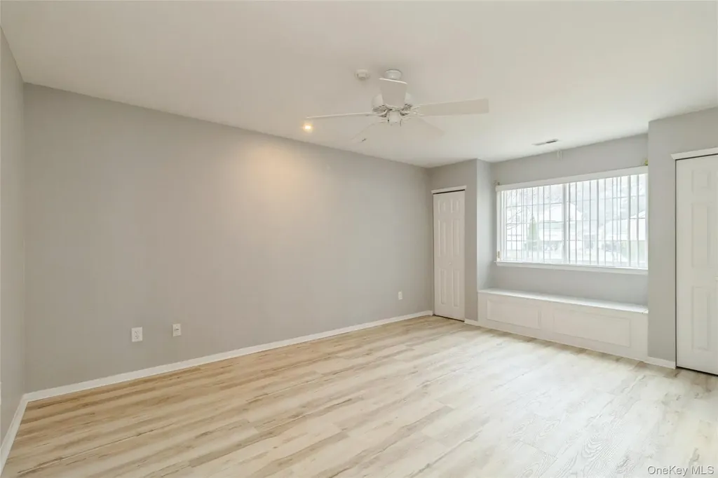 202 Gothic Circle Manorville NY 11949