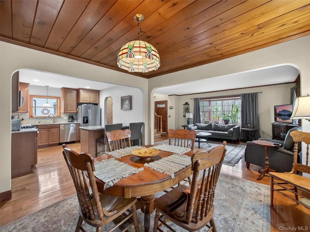 43 Shady Lane Bardonia NY 10954