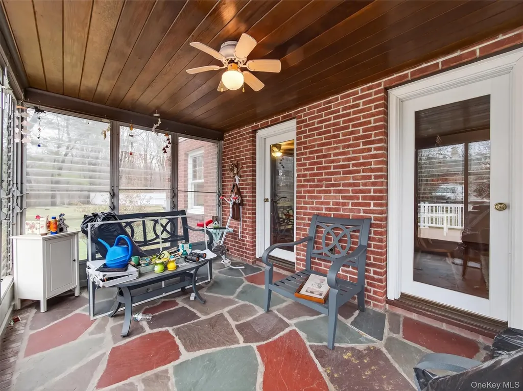 43 Shady Lane Bardonia NY 10954