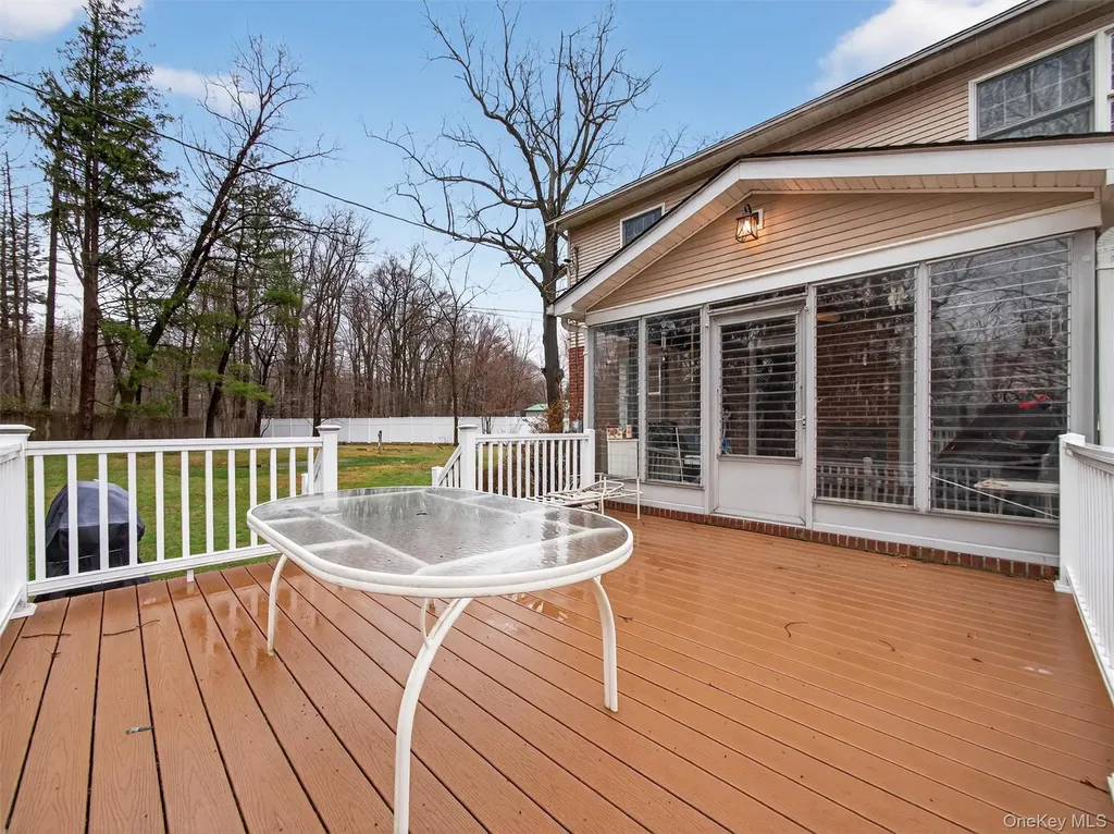 43 Shady Lane Bardonia NY 10954