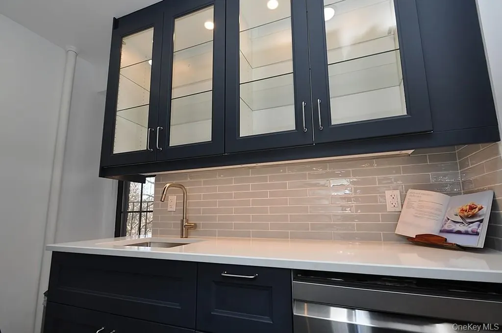 196 Garth Road Scarsdale NY 10583