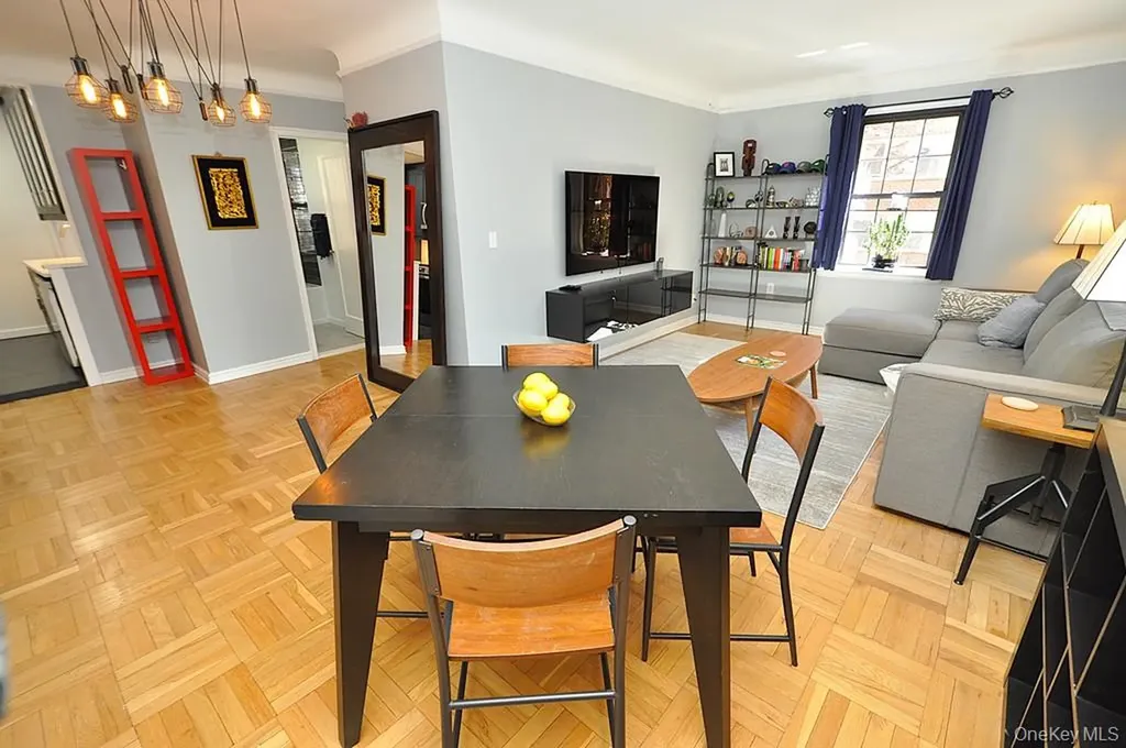 196 Garth Road Scarsdale NY 10583