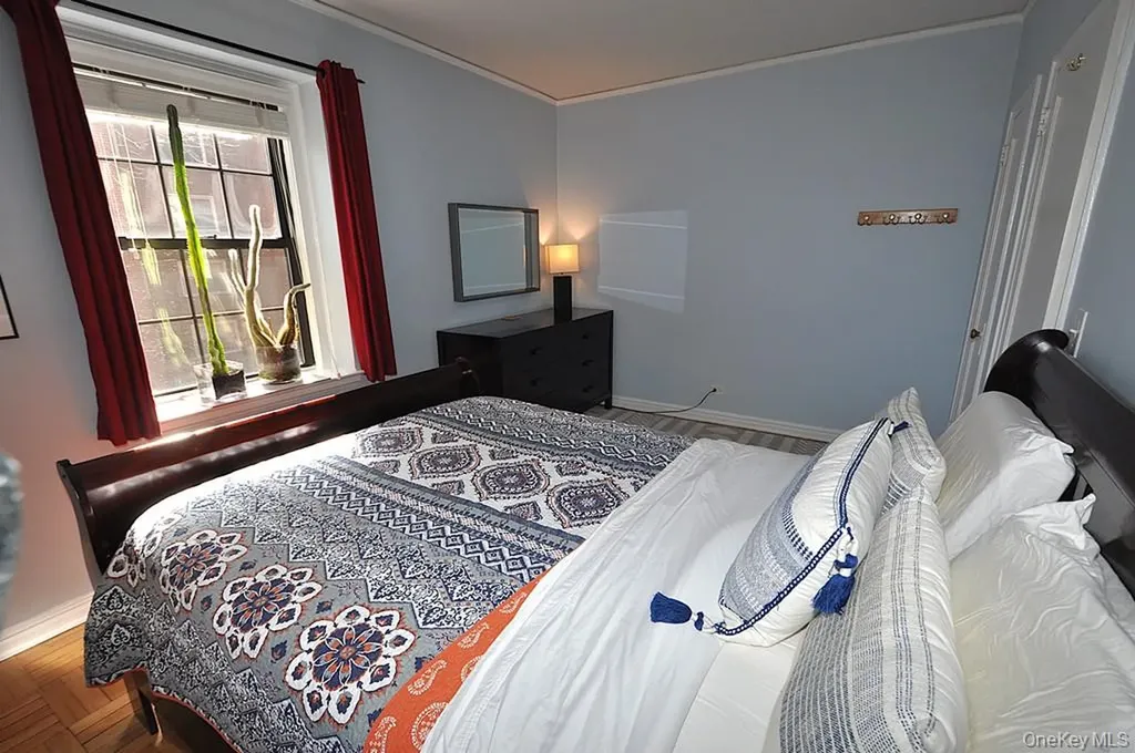 196 Garth Road Scarsdale NY 10583