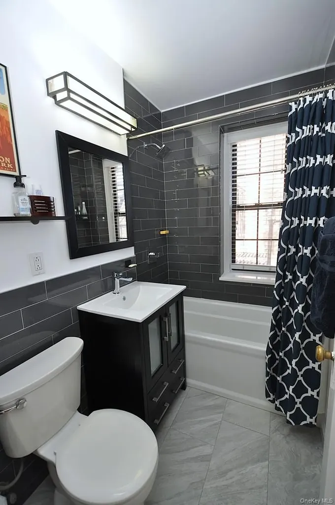 196 Garth Road Scarsdale NY 10583