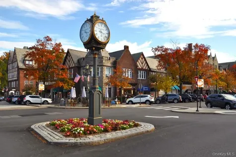 196 Garth Road Scarsdale NY 10583