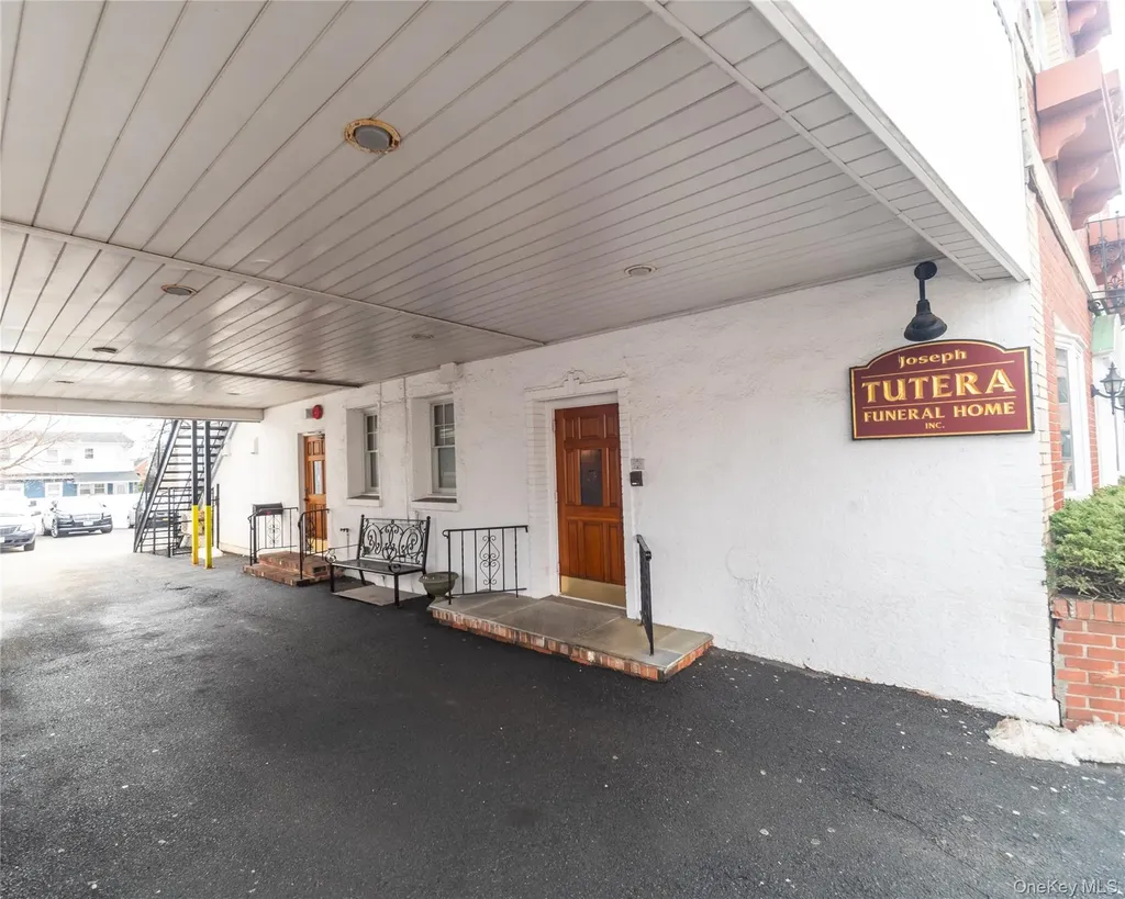 121 S Regent Street Port Chester NY 10573