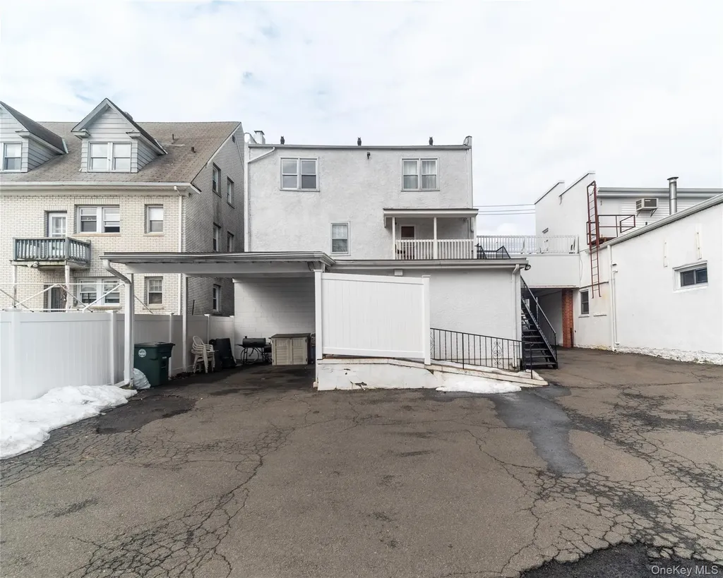 121 S Regent Street Port Chester NY 10573