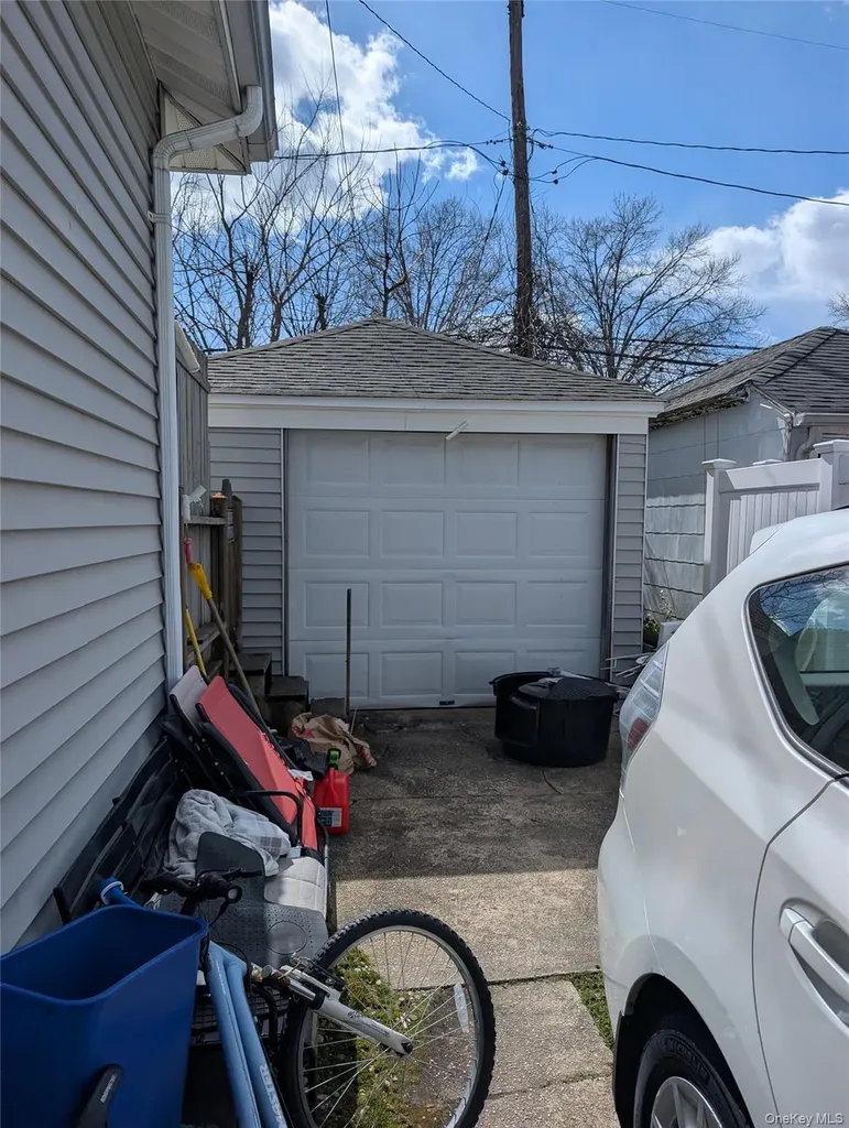 2668 Rosebud Avenue Merrick NY 11566