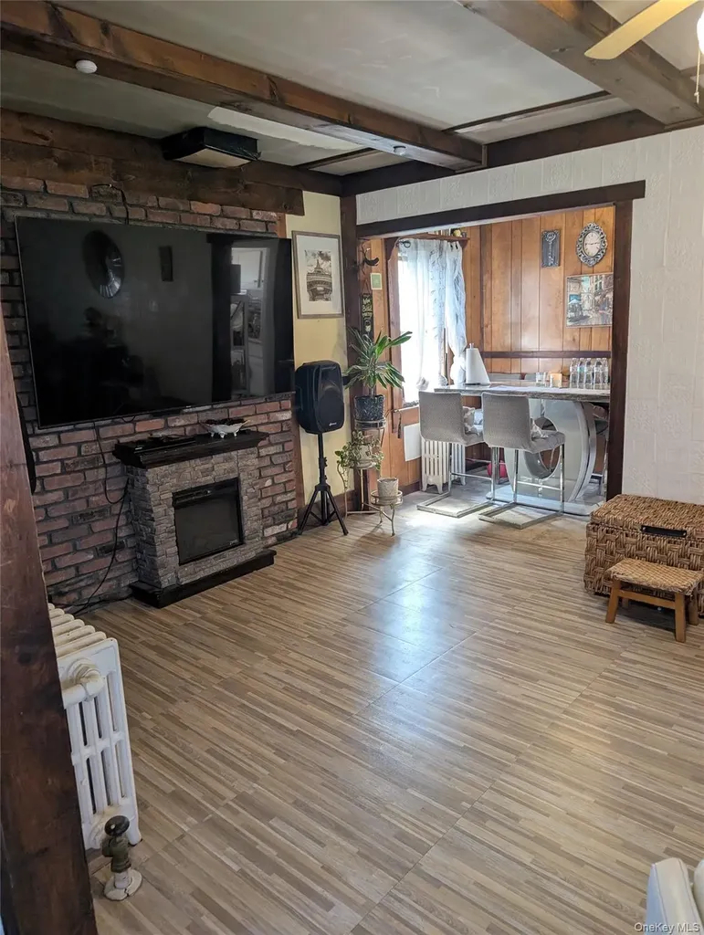 2668 Rosebud Avenue Merrick NY 11566