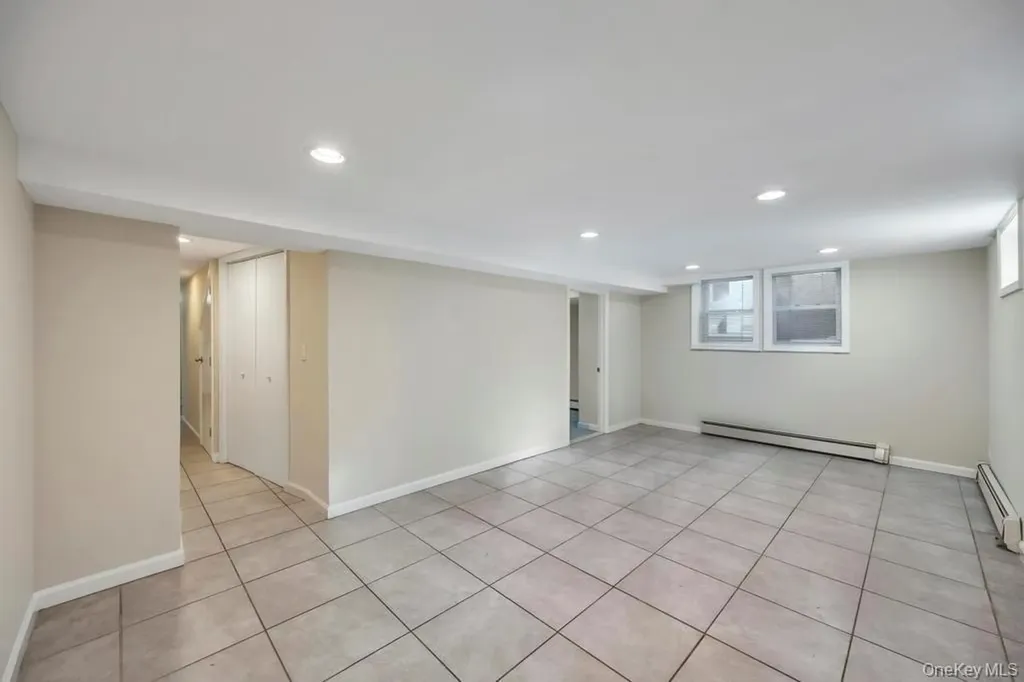 345 Plainfield Street Westbury NY 11590