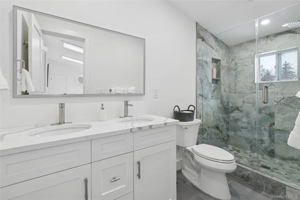 10 Sagamore Road Hampton Bays NY 11946