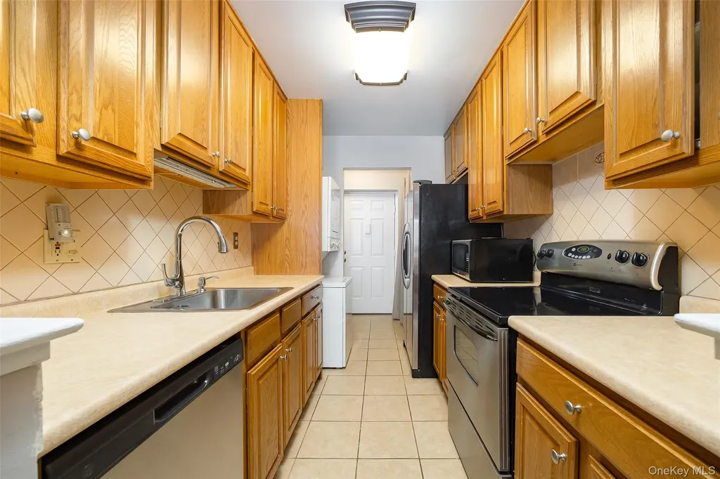 10 Skyline Drive Fishkill NY 12524