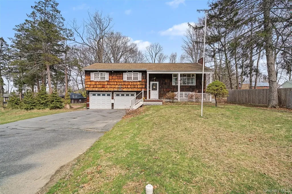 10 Cedar Lane Cornwall NY 12518