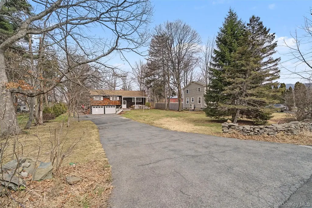10 Cedar Lane Cornwall NY 12518