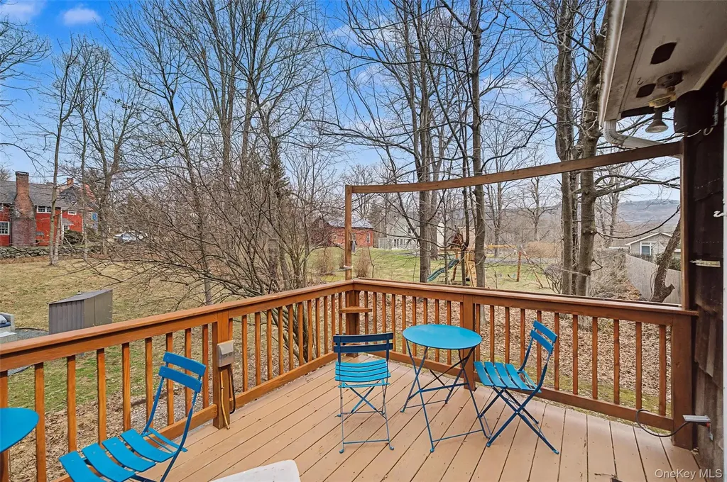 10 Cedar Lane Cornwall NY 12518