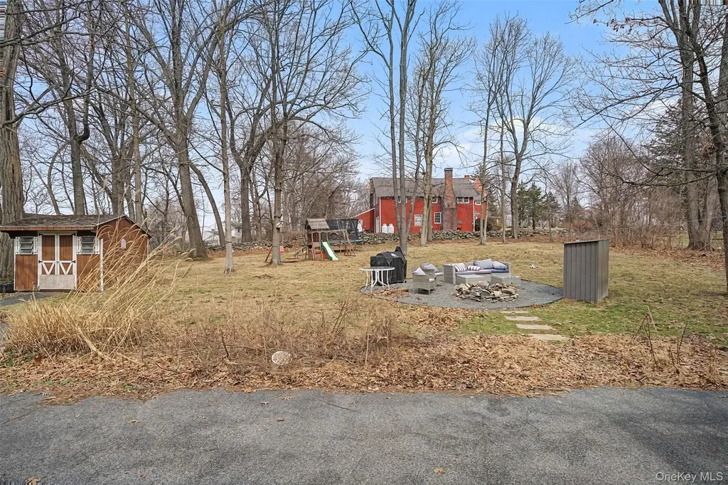 10 Cedar Lane Cornwall NY 12518