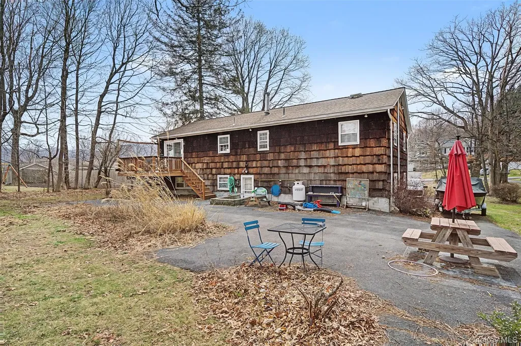 10 Cedar Lane Cornwall NY 12518