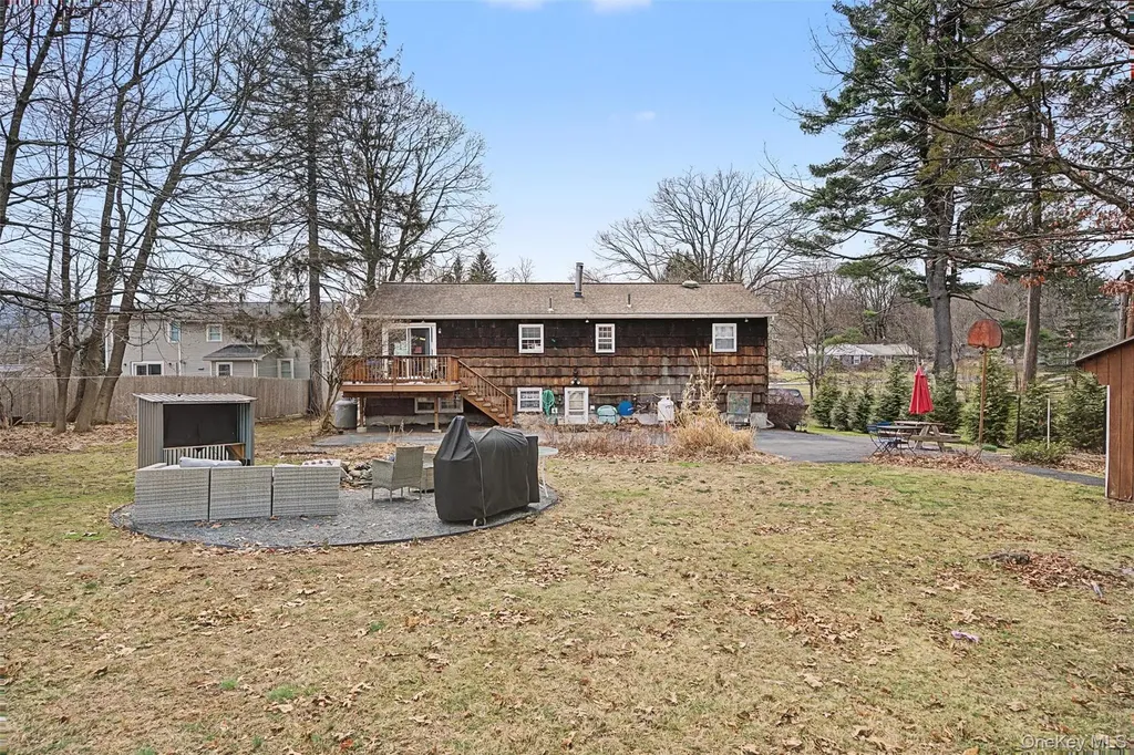 10 Cedar Lane Cornwall NY 12518