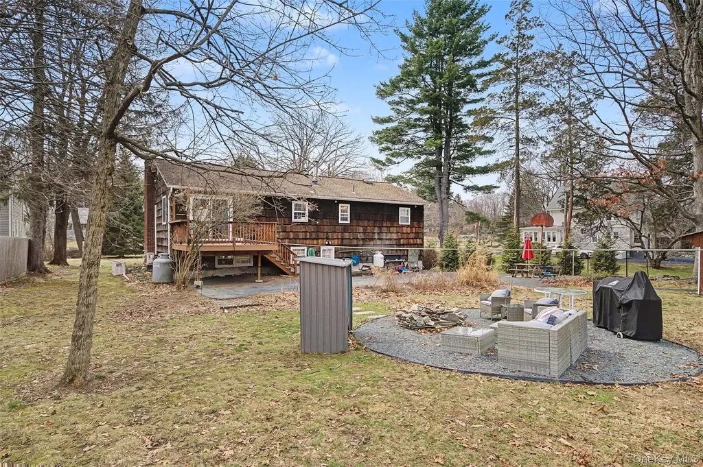 10 Cedar Lane Cornwall NY 12518