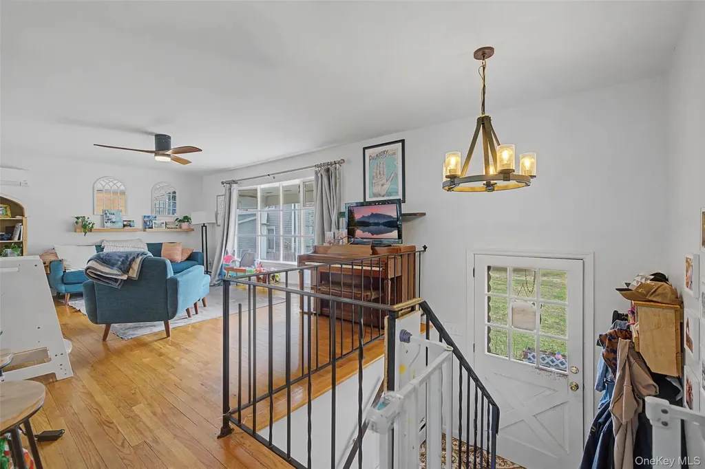 10 Cedar Lane Cornwall NY 12518