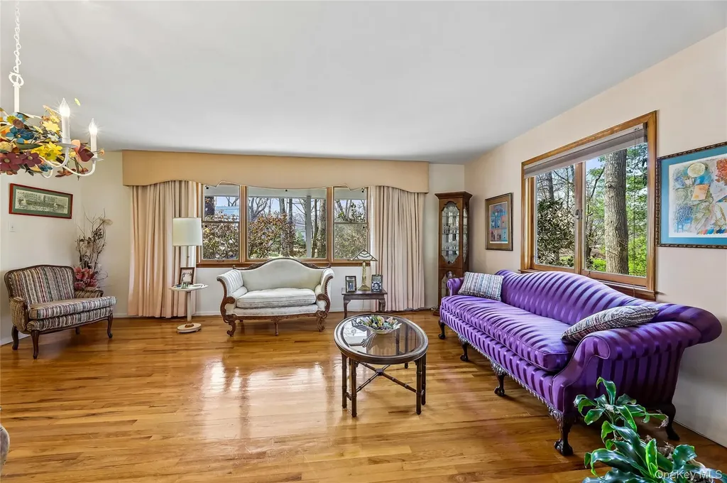 2 Barbara Lane Monsey NY 10952