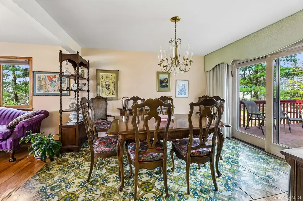 2 Barbara Lane Monsey NY 10952