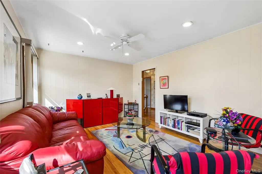 2 Barbara Lane Monsey NY 10952