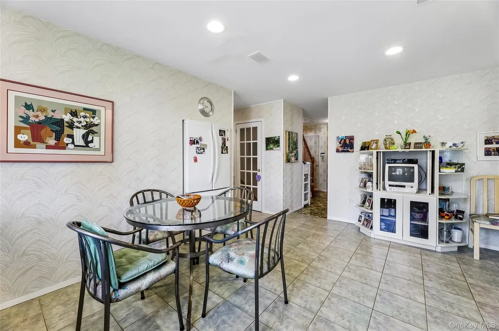 2 Barbara Lane Monsey NY 10952