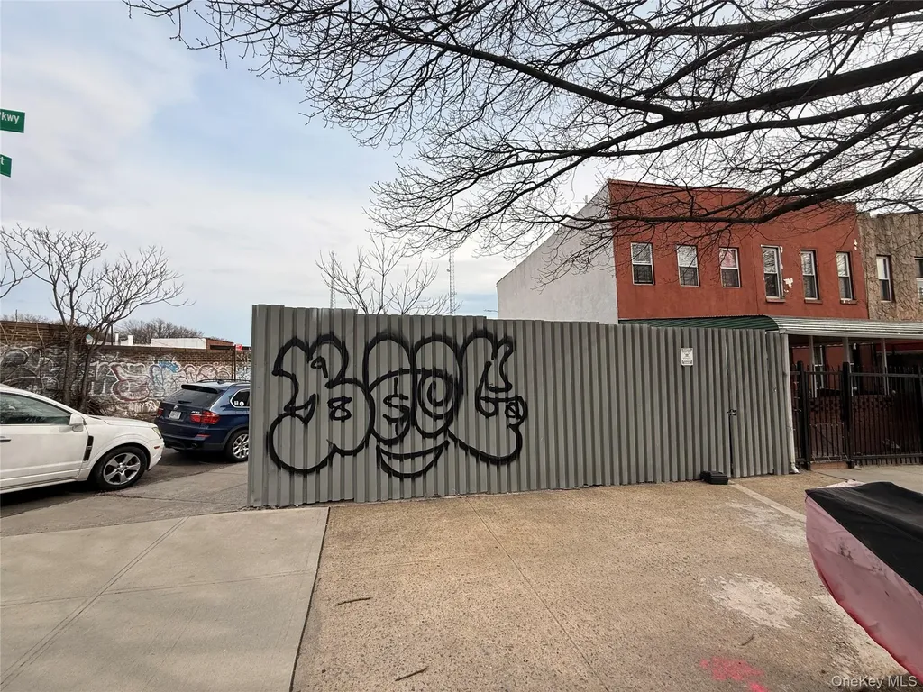 2072 Eastern Parkway Brooklyn NY 11207