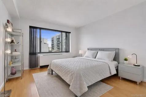 136 Beach 117th Street Rockaway Park NY 11694